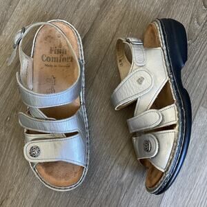 Finn Comfort Gomera Sandals Women Sz 38 EU 7.5 Silver Leather